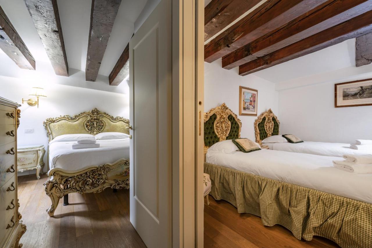 Gondola Luxury - Campo Santi Filippo E Giacomo By Wonderful Italy Velence Kültér fotó
